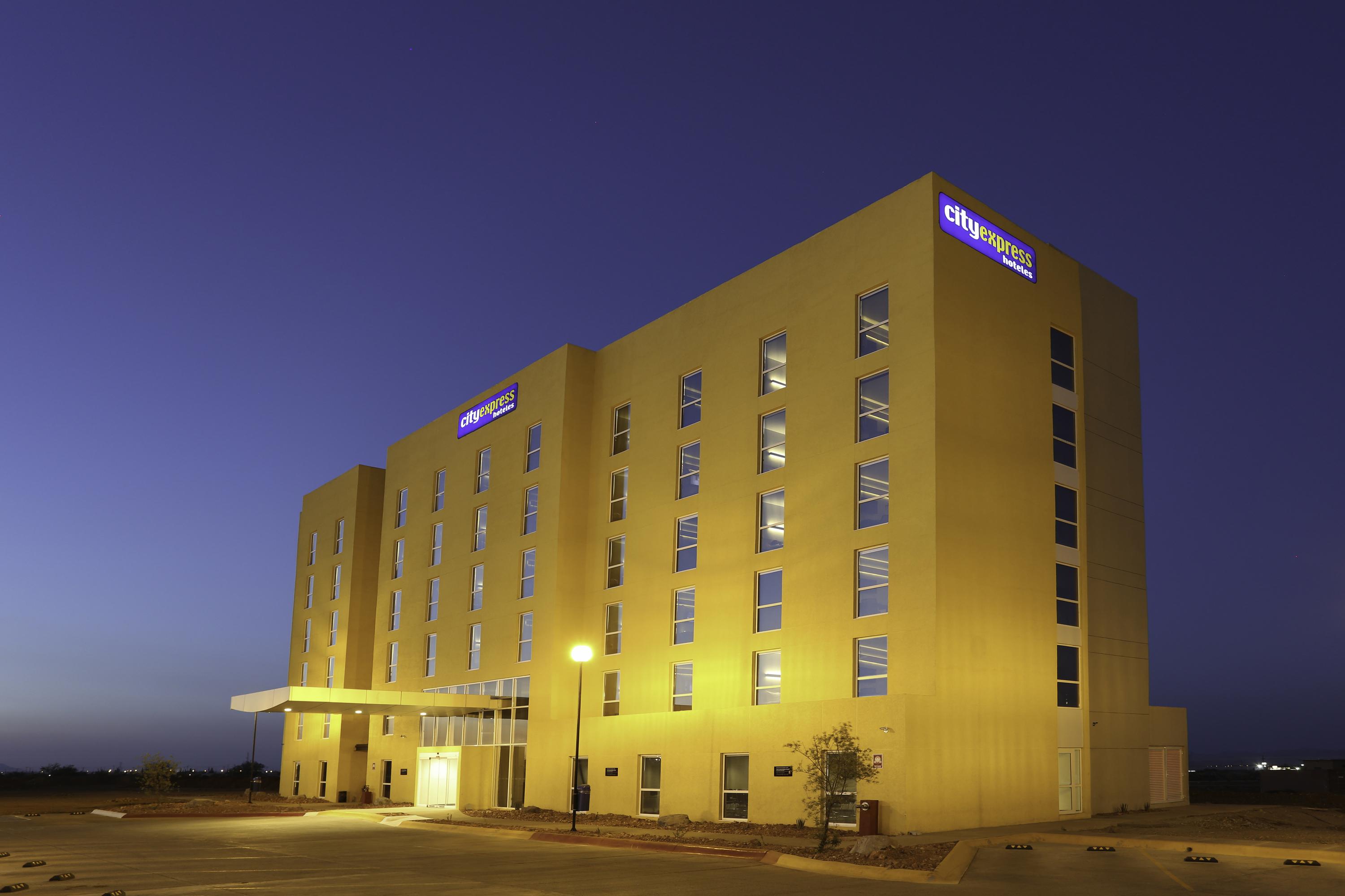 City Express By Marriott Cananea Exterior photo